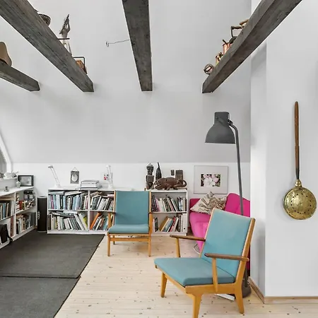 Lovely In With Wifi Vakantiehuis Mern